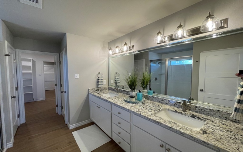 3142 Cedarhill Dr, San Angelo, TX 76904, 3 Bedrooms Bedrooms, ,2 BathroomsBathrooms,Residential,For Sale,3142 Cedarhill Dr,127992
