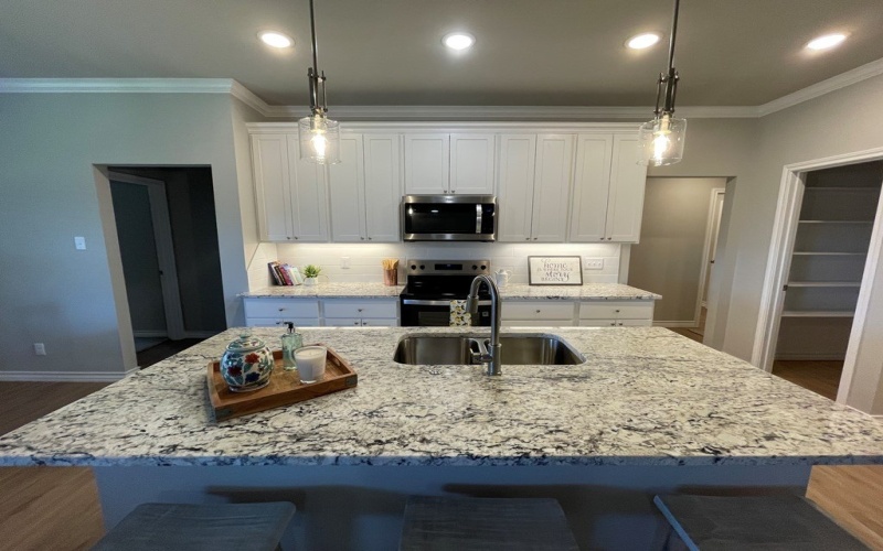 3142 Cedarhill Dr, San Angelo, TX 76904, 3 Bedrooms Bedrooms, ,2 BathroomsBathrooms,Residential,For Sale,3142 Cedarhill Dr,127992