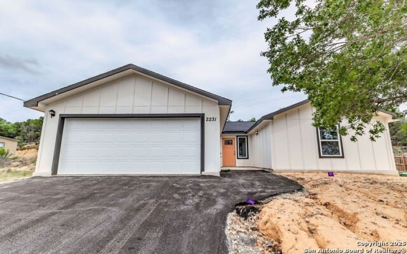 2231 Golf Drive, Spring Branch, TX 78070, 3 Bedrooms Bedrooms, ,3 BathroomsBathrooms,Residential,For Sale,2231 Golf Drive,1877409