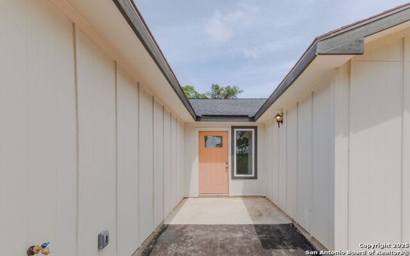 2231 Golf Drive, Spring Branch, TX 78070, 3 Bedrooms Bedrooms, ,3 BathroomsBathrooms,Residential,For Sale,2231 Golf Drive,1877409