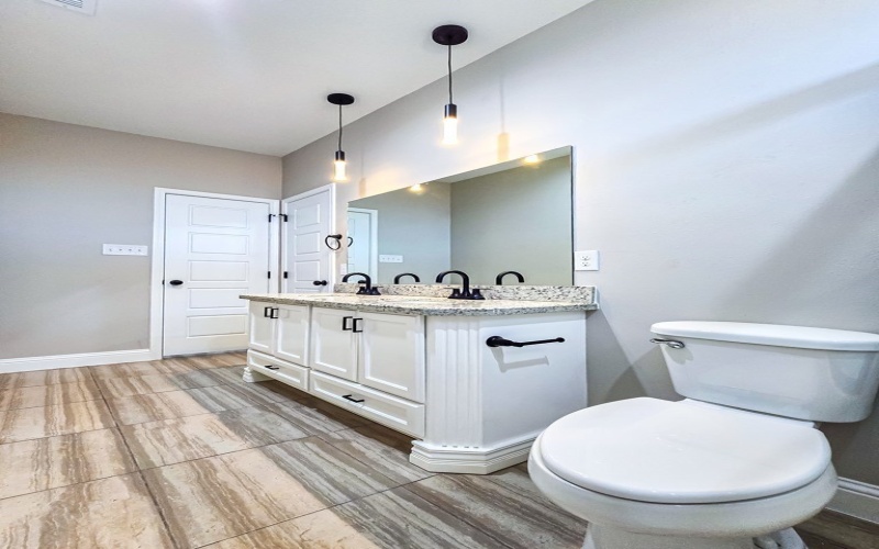 272 View Drive, Eagle Pass, TX 78852, 3 Bedrooms Bedrooms, ,2 BathroomsBathrooms,Residential,For Sale,272 View Drive,81373