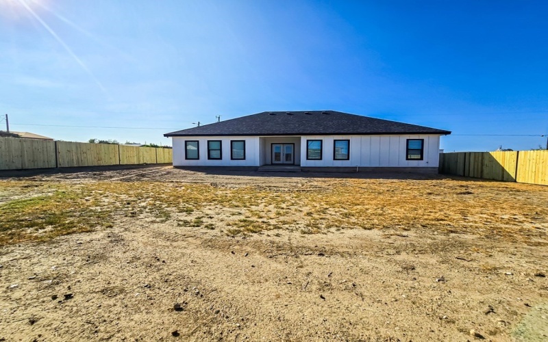272 View Drive, Eagle Pass, TX 78852, 3 Bedrooms Bedrooms, ,2 BathroomsBathrooms,Residential,For Sale,272 View Drive,81373