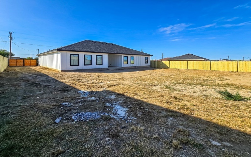 272 View Drive, Eagle Pass, TX 78852, 3 Bedrooms Bedrooms, ,2 BathroomsBathrooms,Residential,For Sale,272 View Drive,81373