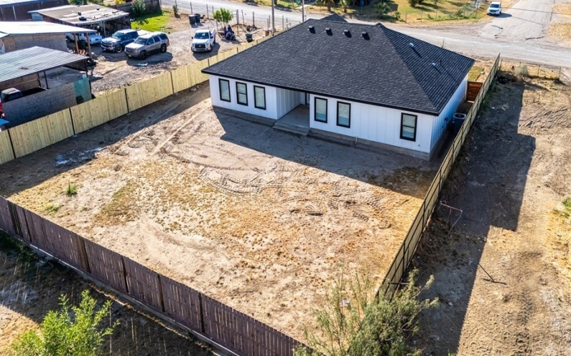 272 View Drive, Eagle Pass, TX 78852, 3 Bedrooms Bedrooms, ,2 BathroomsBathrooms,Residential,For Sale,272 View Drive,81373