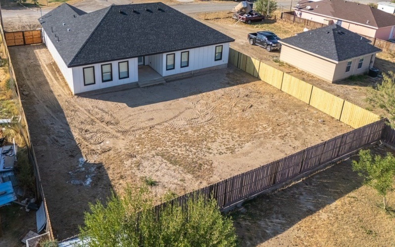 272 View Drive, Eagle Pass, TX 78852, 3 Bedrooms Bedrooms, ,2 BathroomsBathrooms,Residential,For Sale,272 View Drive,81373