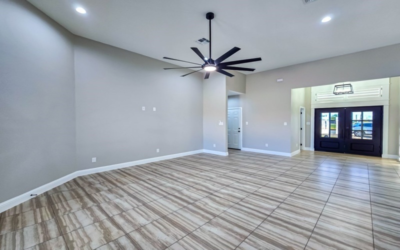 272 View Drive, Eagle Pass, TX 78852, 3 Bedrooms Bedrooms, ,2 BathroomsBathrooms,Residential,For Sale,272 View Drive,81373