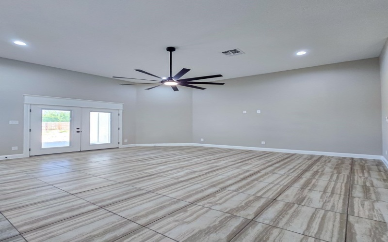 272 View Drive, Eagle Pass, TX 78852, 3 Bedrooms Bedrooms, ,2 BathroomsBathrooms,Residential,For Sale,272 View Drive,81373