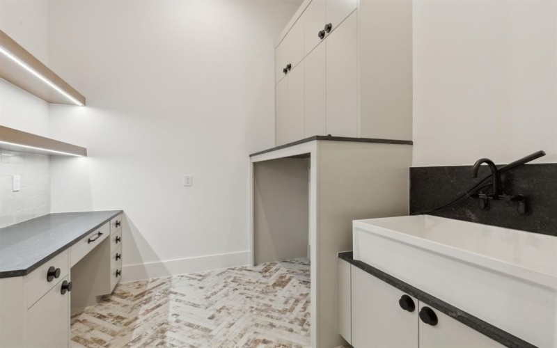 12 Cardona Drive, Westlake, TX 76262, 5 Bedrooms Bedrooms, ,6 BathroomsBathrooms,Residential,For Sale,12 Cardona Drive,20867240