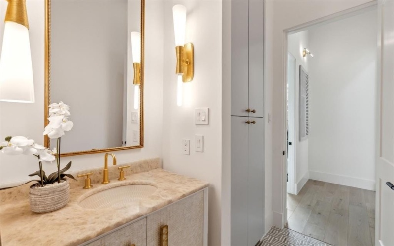 12 Cardona Drive, Westlake, TX 76262, 5 Bedrooms Bedrooms, ,6 BathroomsBathrooms,Residential,For Sale,12 Cardona Drive,20867240