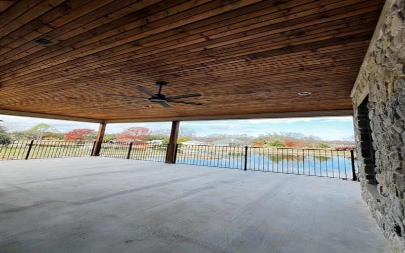 405 Mary Lou Court, Granbury, TX 76048, 4 Bedrooms Bedrooms, ,3 BathroomsBathrooms,Residential,For Sale,405 Mary Lou Court,20943092