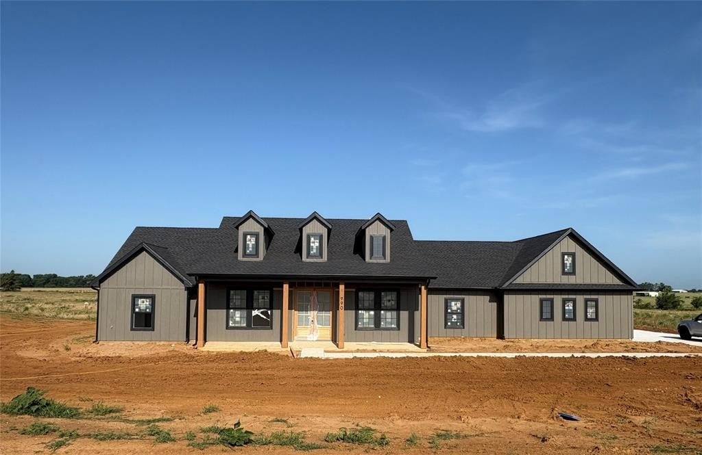 990 Dixie Estates Way, Whitesboro, TX 76273, 5 Bedrooms Bedrooms, ,3 BathroomsBathrooms,Residential,For Sale,990 Dixie Estates Way,20945502