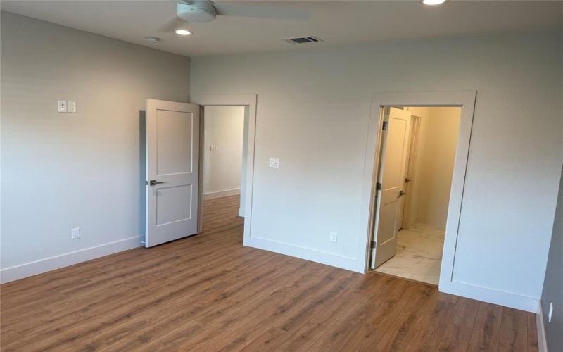 4804 Dry Creek Road, Sherman, TX 75092, 3 Bedrooms Bedrooms, ,2 BathroomsBathrooms,Residential Lease,For Rent,4804 Dry Creek Road,20974362