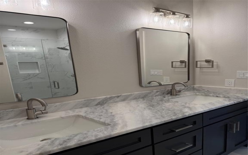 4804 Dry Creek Road, Sherman, TX 75092, 3 Bedrooms Bedrooms, ,2 BathroomsBathrooms,Residential Lease,For Rent,4804 Dry Creek Road,20974362