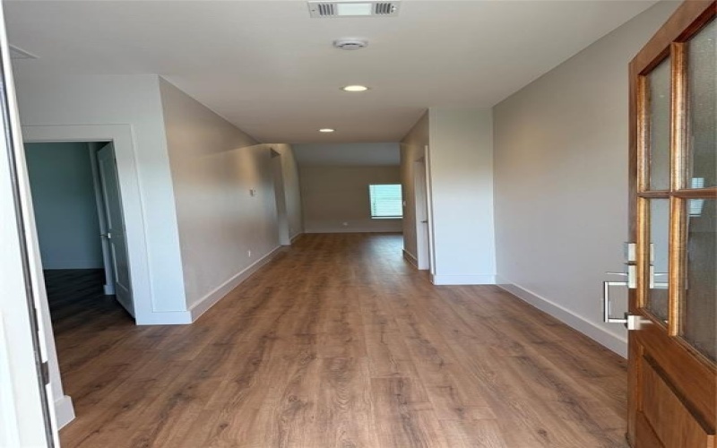 4804 Dry Creek Road, Sherman, TX 75092, 3 Bedrooms Bedrooms, ,2 BathroomsBathrooms,Residential Lease,For Rent,4804 Dry Creek Road,20974362