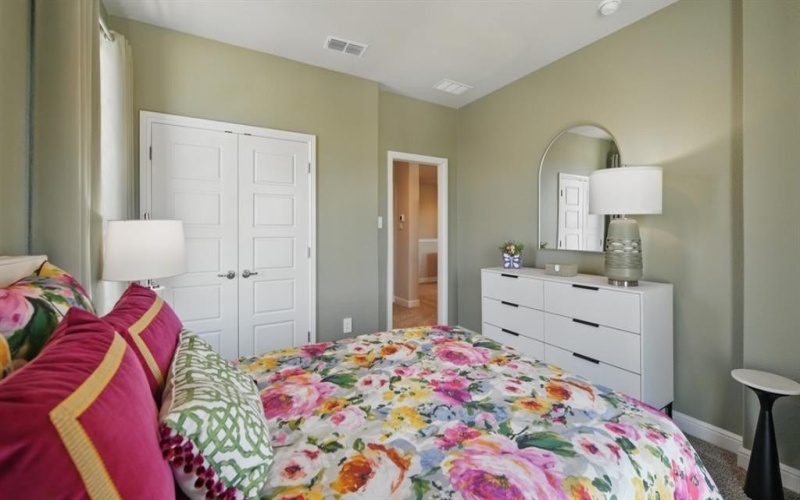 10609 ZIRCON Lane, Fort Worth, TX 76036, 5 Habitaciones Habitaciones , ,5 BañosBaños,Residential,En Venta,10609 ZIRCON Lane,20975340