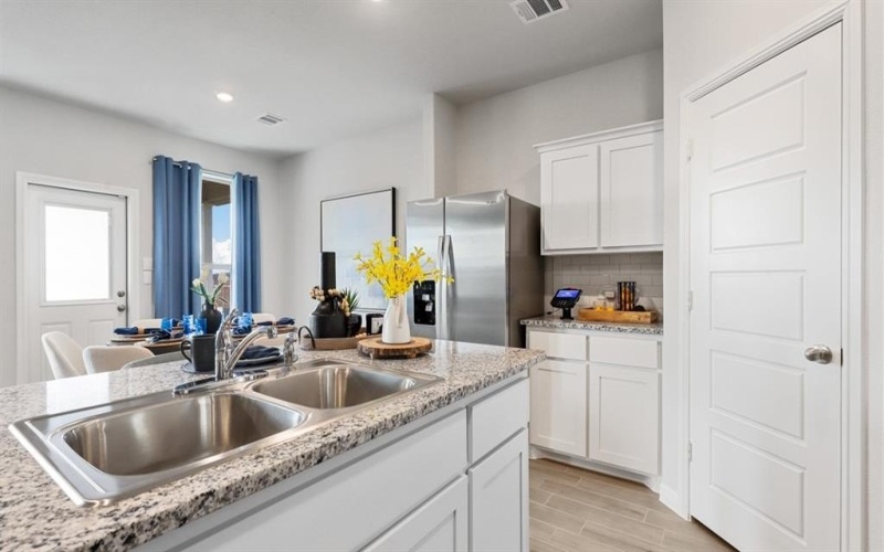 10869 BLACK ONYX Drive, Fort Worth, TX 76036, 4 Habitaciones Habitaciones , ,2 BañosBaños,Residential,En Venta,10869 BLACK ONYX Drive,20975456