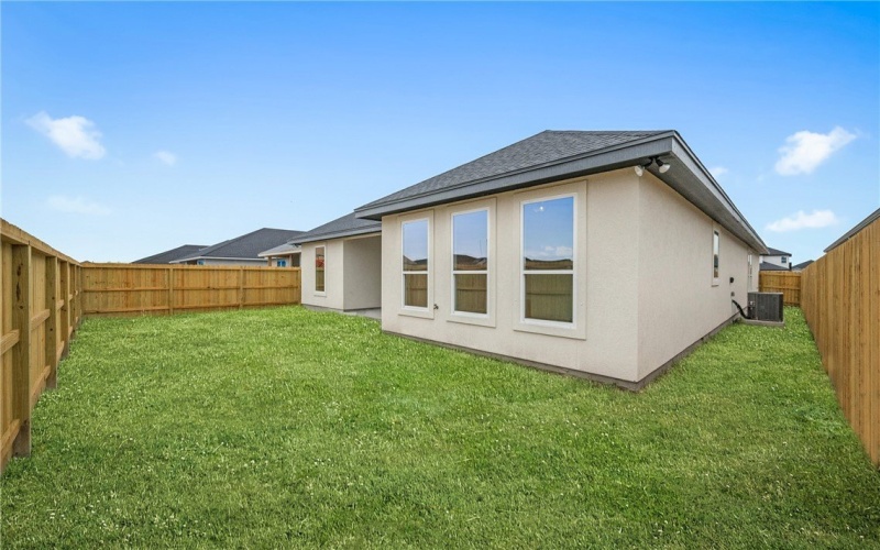 7829 Houshang Drive, Corpus Christi, TX 78414, 4 Habitaciones Habitaciones , ,3 BañosBaños,Residential,En Venta,7829 Houshang Drive,449935