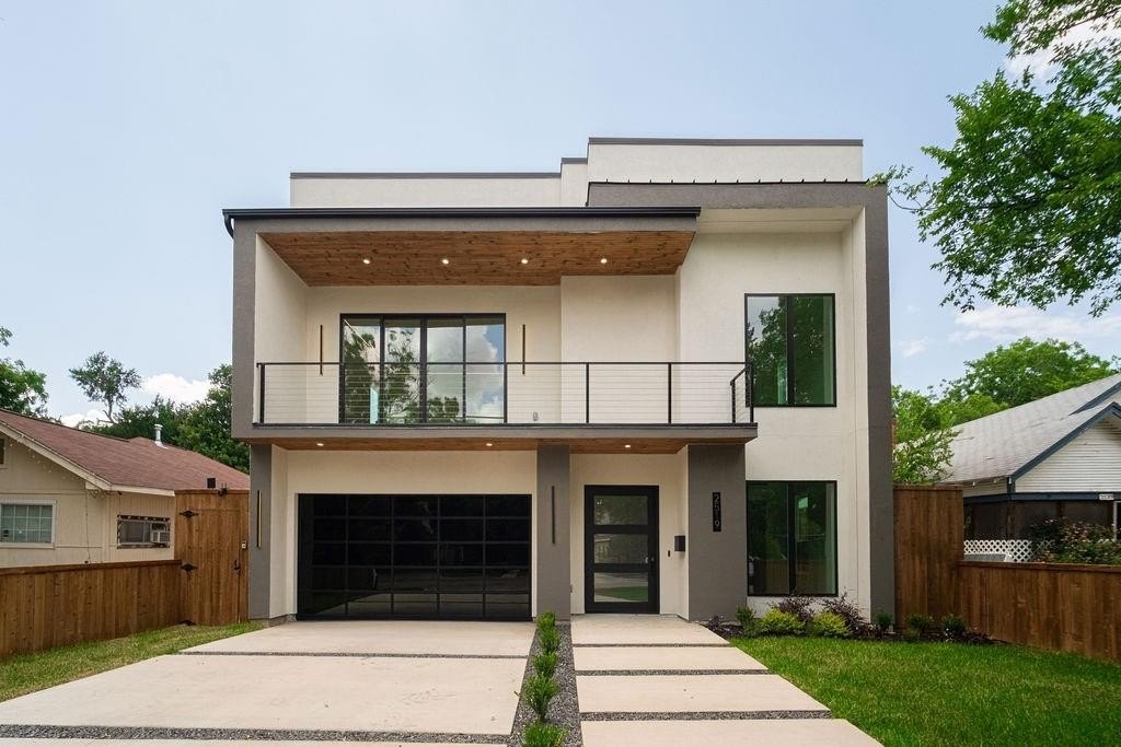 2519 W Lovers Lane, Dallas, TX 75235, 5 Habitaciones Habitaciones , ,5 BañosBaños,Residential,En Venta,2519 W Lovers Lane,20975641