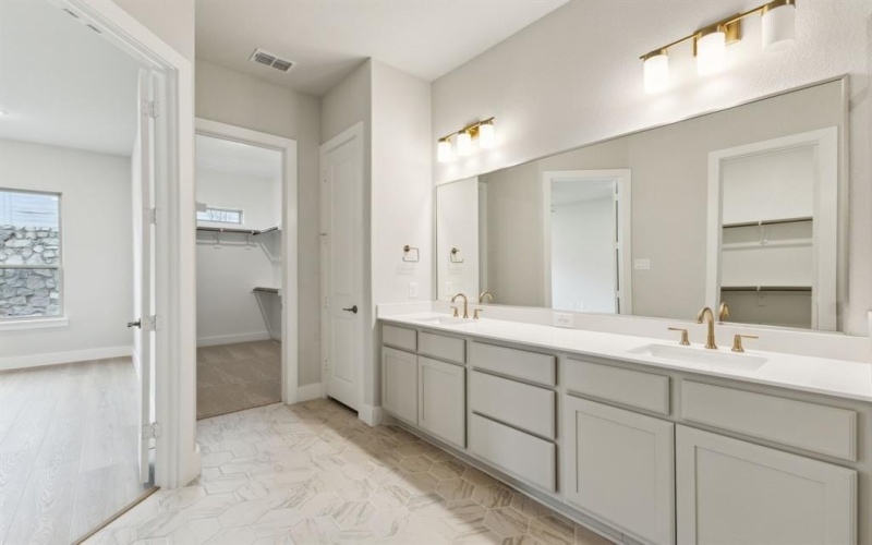 4505 Summit View Drive, McKinney, TX 75071, 6 Bedrooms Bedrooms, ,5 BathroomsBathrooms,Residential,For Sale,4505 Summit View Drive,20975854