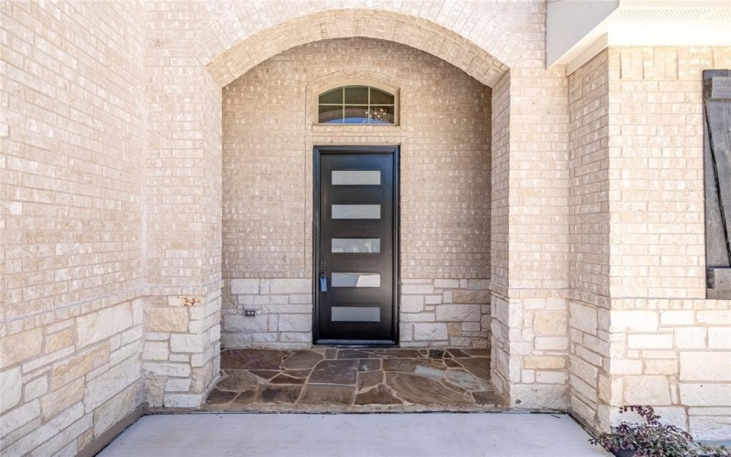 2902 Bluffview Drive, Garland, TX 75043, 4 Bedrooms Bedrooms, ,2 BathroomsBathrooms,Residential,For Sale,2902 Bluffview Drive,20975855