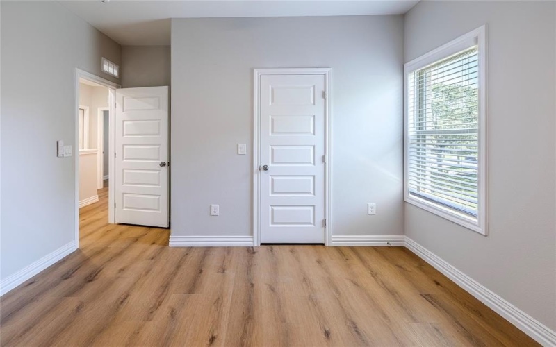 2902 Bluffview Drive, Garland, TX 75043, 4 Bedrooms Bedrooms, ,2 BathroomsBathrooms,Residential,For Sale,2902 Bluffview Drive,20975855