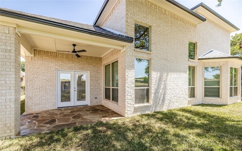 2902 Bluffview Drive, Garland, TX 75043, 4 Bedrooms Bedrooms, ,2 BathroomsBathrooms,Residential,For Sale,2902 Bluffview Drive,20975855