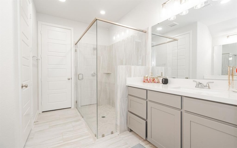 5308 Tupper Avenue, Fate, TX 75087, 3 Habitaciones Habitaciones , ,2 BañosBaños,Residential Lease,En Alquiler,5308 Tupper Avenue,20976007