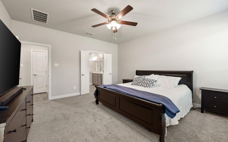 1217 Southwark Drive, Fort Worth, TX 76247, 4 Bedrooms Bedrooms, ,2 BathroomsBathrooms,Residential Lease,For Rent,1217 Southwark Drive,20966822