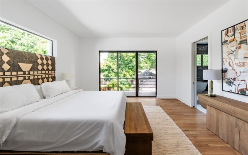 6026 Martel Avenue, Dallas, TX 75206, 5 Bedrooms Bedrooms, ,6 BathroomsBathrooms,Residential,For Sale,6026 Martel Avenue,20973036