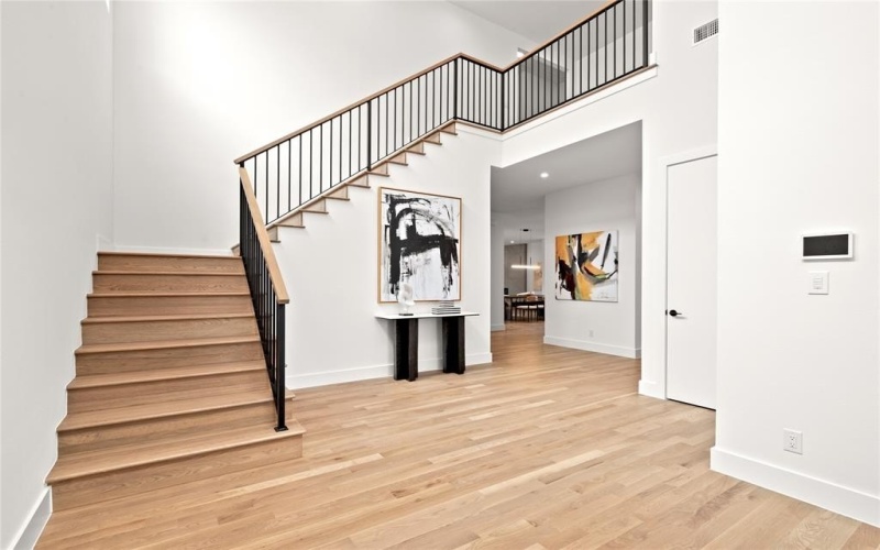 6026 Martel Avenue, Dallas, TX 75206, 5 Bedrooms Bedrooms, ,6 BathroomsBathrooms,Residential,For Sale,6026 Martel Avenue,20973036