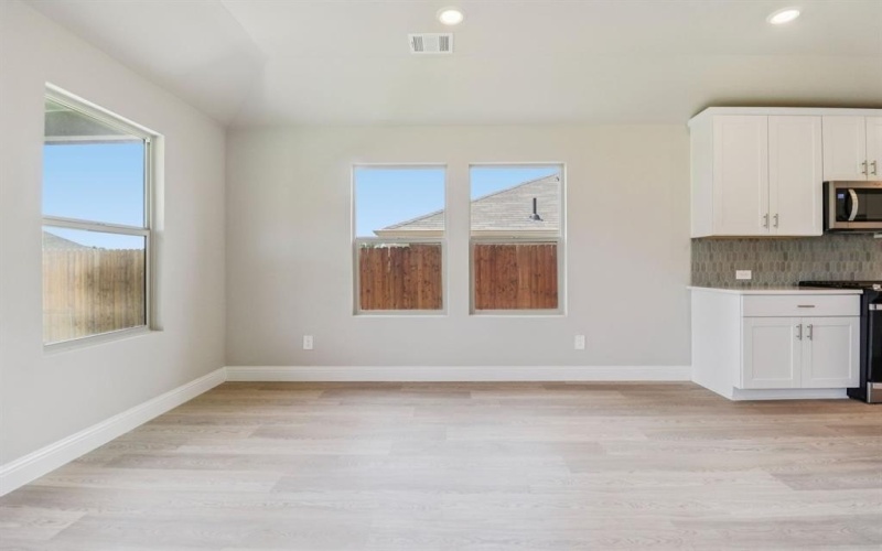 600 Stagg Street, McKinney, TX 75069, 4 Bedrooms Bedrooms, ,3 BathroomsBathrooms,Residential,For Sale,600 Stagg Street,20973398