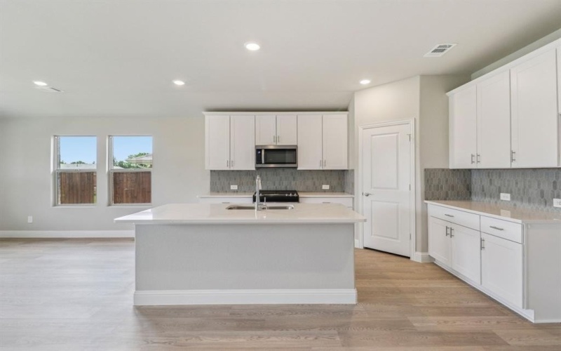 600 Stagg Street, McKinney, TX 75069, 4 Bedrooms Bedrooms, ,3 BathroomsBathrooms,Residential,For Sale,600 Stagg Street,20973398