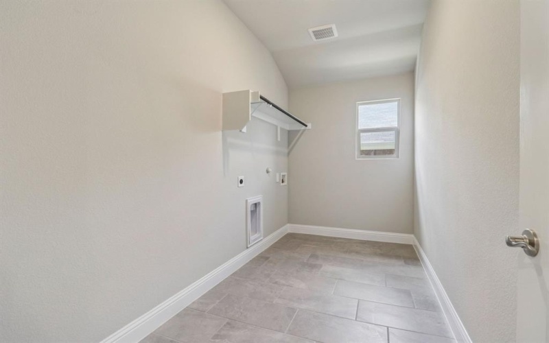 600 Stagg Street, McKinney, TX 75069, 4 Bedrooms Bedrooms, ,3 BathroomsBathrooms,Residential,For Sale,600 Stagg Street,20973398