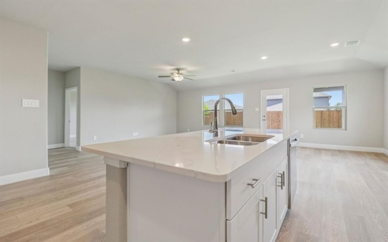 600 Stagg Street, McKinney, TX 75069, 4 Bedrooms Bedrooms, ,3 BathroomsBathrooms,Residential,For Sale,600 Stagg Street,20973398