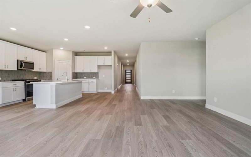 600 Stagg Street, McKinney, TX 75069, 4 Bedrooms Bedrooms, ,3 BathroomsBathrooms,Residential,For Sale,600 Stagg Street,20973398