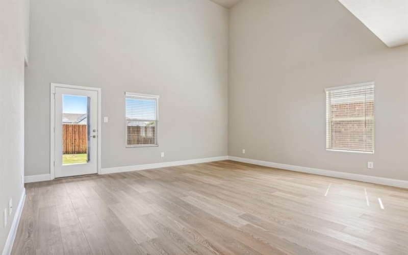 6617 Coyote Valley Trail, Fort Worth, TX 76036, 5 Bedrooms Bedrooms, ,3 BathroomsBathrooms,Residential,For Sale,6617 Coyote Valley Trail,20973409