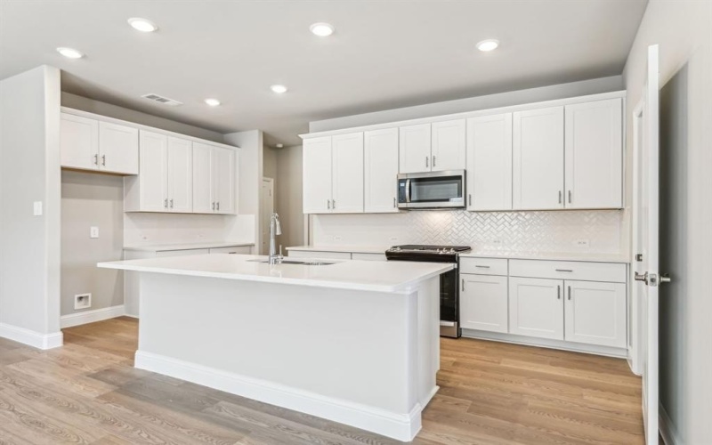 6617 Coyote Valley Trail, Fort Worth, TX 76036, 5 Bedrooms Bedrooms, ,3 BathroomsBathrooms,Residential,For Sale,6617 Coyote Valley Trail,20973409