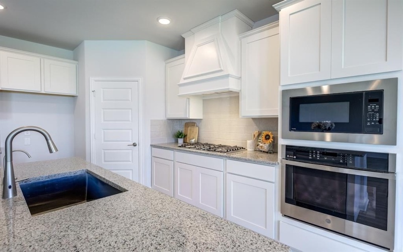 204 Savannah Lane, Oak Point, TX 75068, 4 Bedrooms Bedrooms, ,3 BathroomsBathrooms,Residential,For Sale,204 Savannah Lane,20976162