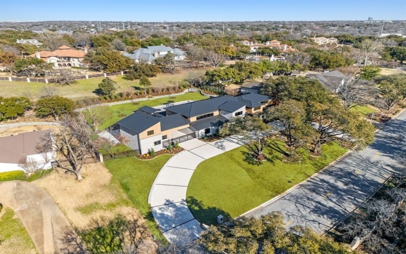 5919 Westgrove Drive, Dallas, TX 75248, 5 Bedrooms Bedrooms, ,6 BathroomsBathrooms,Residential,For Sale,5919 Westgrove Drive,20976391