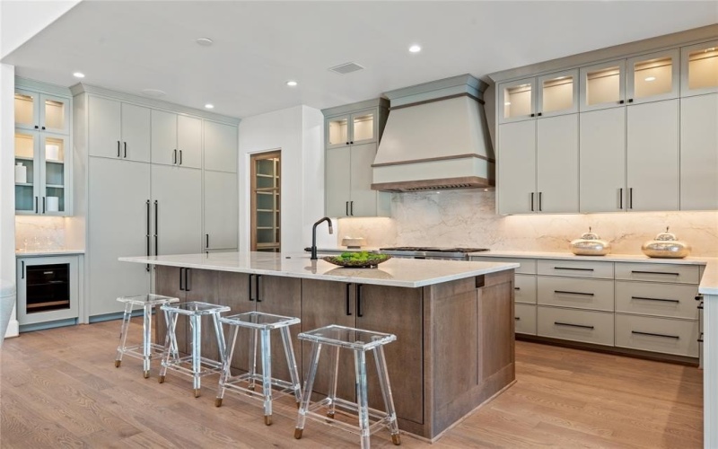 5919 Westgrove Drive, Dallas, TX 75248, 5 Bedrooms Bedrooms, ,6 BathroomsBathrooms,Residential,For Sale,5919 Westgrove Drive,20976391