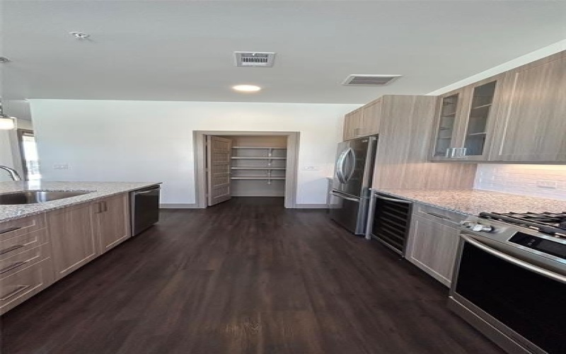 11201 American Elm Way #17101, Frisco, TX 75035, 2 Bedrooms Bedrooms, ,2 BathroomsBathrooms,Residential Lease,For Rent,11201 American Elm Way,20976402