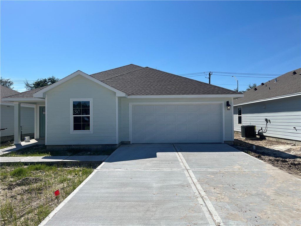 130 Montego Drive, Rockport, TX 78382, 3 Bedrooms Bedrooms, ,2 BathroomsBathrooms,Residential,For Sale,130 Montego Drive,456844