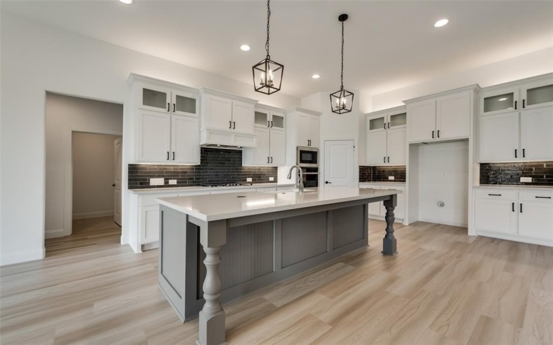 1117 Barrix Drive, Forney, TX 75126, 4 Bedrooms Bedrooms, ,3 BathroomsBathrooms,Residential,For Sale,1117 Barrix Drive,20976646