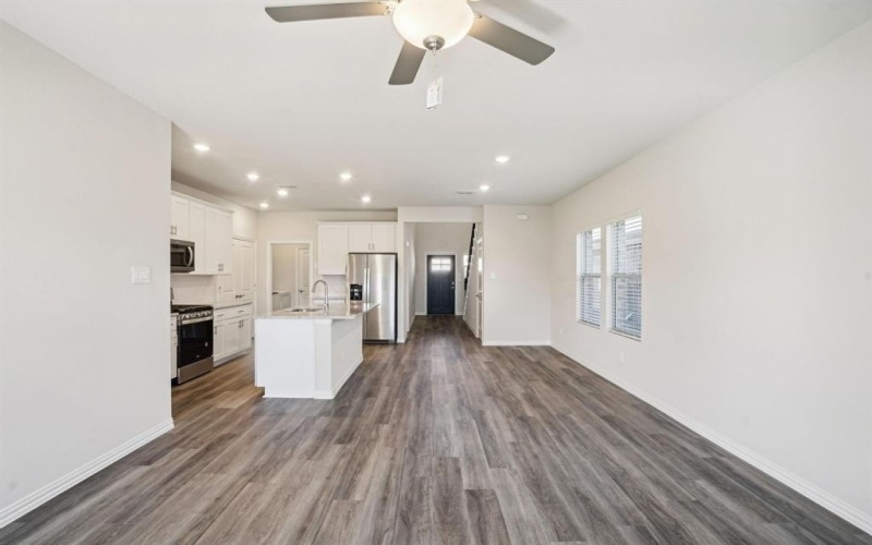 4012 Sandstone Drive, McKinney, TX 75071, 4 Bedrooms Bedrooms, ,2 BathroomsBathrooms,Residential Lease,For Rent,4012 Sandstone Drive,20976844