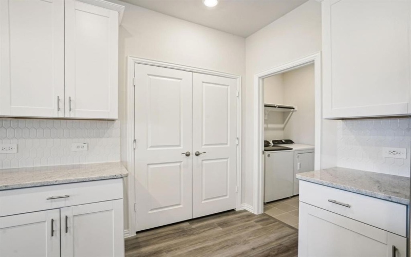 4012 Sandstone Drive, McKinney, TX 75071, 4 Bedrooms Bedrooms, ,2 BathroomsBathrooms,Residential Lease,For Rent,4012 Sandstone Drive,20976844