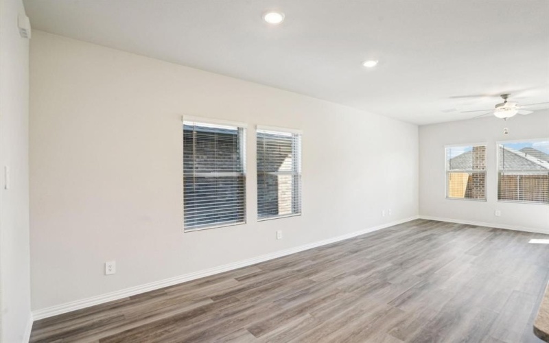 4012 Sandstone Drive, McKinney, TX 75071, 4 Bedrooms Bedrooms, ,2 BathroomsBathrooms,Residential Lease,For Rent,4012 Sandstone Drive,20976844