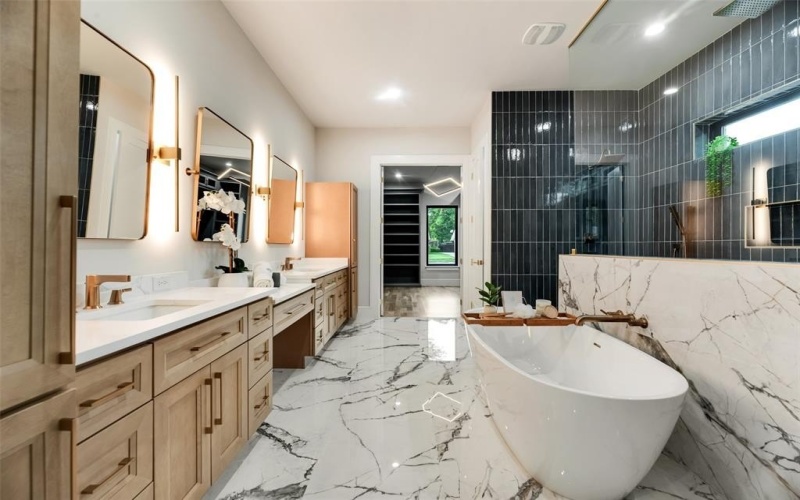 3306 Northaven Road, Dallas, TX 75229, 4 Habitaciones Habitaciones , ,5 BañosBaños,Residential,En Venta,3306 Northaven Road,20976845
