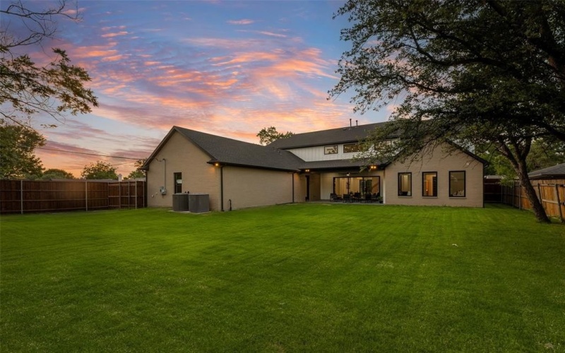 3306 Northaven Road, Dallas, TX 75229, 4 Habitaciones Habitaciones , ,5 BañosBaños,Residential,En Venta,3306 Northaven Road,20976845