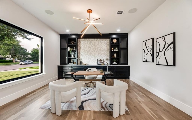 3306 Northaven Road, Dallas, TX 75229, 4 Habitaciones Habitaciones , ,5 BañosBaños,Residential,En Venta,3306 Northaven Road,20976845