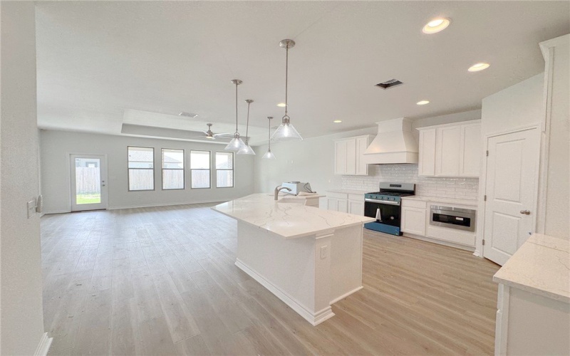 2550 Las Estrellas Street, Corpus Christi, TX 78414, 4 Bedrooms Bedrooms, ,3 BathroomsBathrooms,Residential,For Sale,2550 Las Estrellas Street,450165